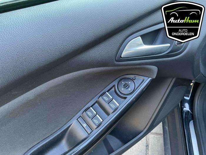 Ford Focus 3 1.5 EcoBoost 16V 150 Sloopvoertuig (2014, Zwart)