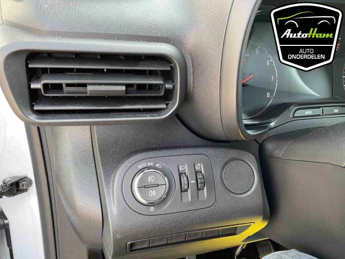 Opel Combo Cargo 1.5 CDTI 100 Sloopvoertuig (2024, Wit)