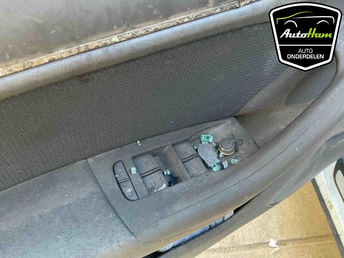 Audi Q3 2.0 16V TFSI Quattro Sloopvoertuig (2017, Wit)