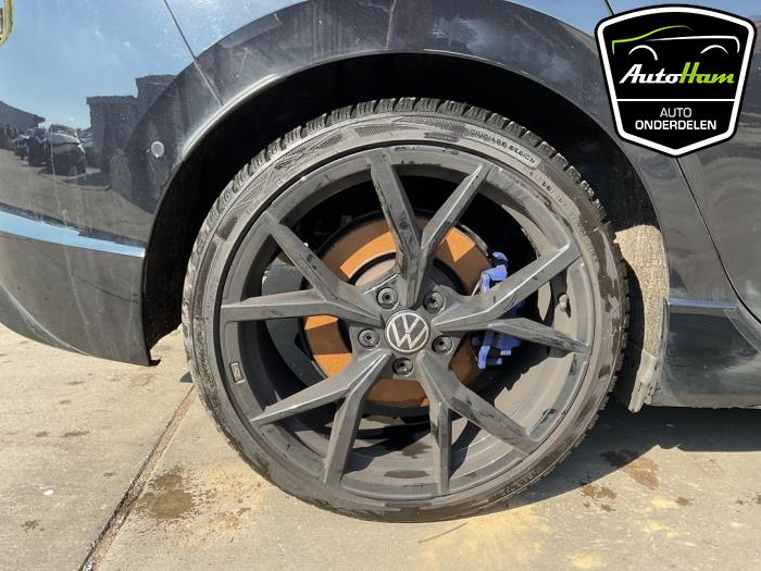 Volkswagen Golf VIII 2.0 TSI R 16V 4Motion Sloopvoertuig (2021, Zwart)