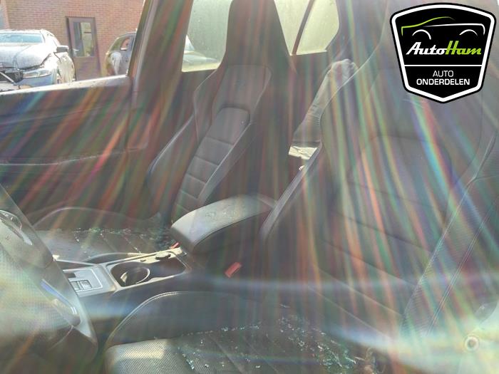 Volkswagen Golf VIII 2.0 TSI R 16V 4Motion Sloopvoertuig (2021, Zwart)