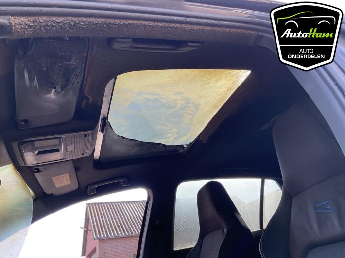 Volkswagen Golf VIII 2.0 TSI R 16V 4Motion Sloopvoertuig (2021, Zwart)