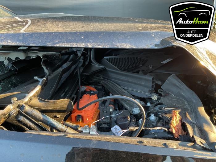 BMW 3 serie Touring 330e 2.0 TwinPower Turbo 16V Sloopvoertuig (2023, Zwart)