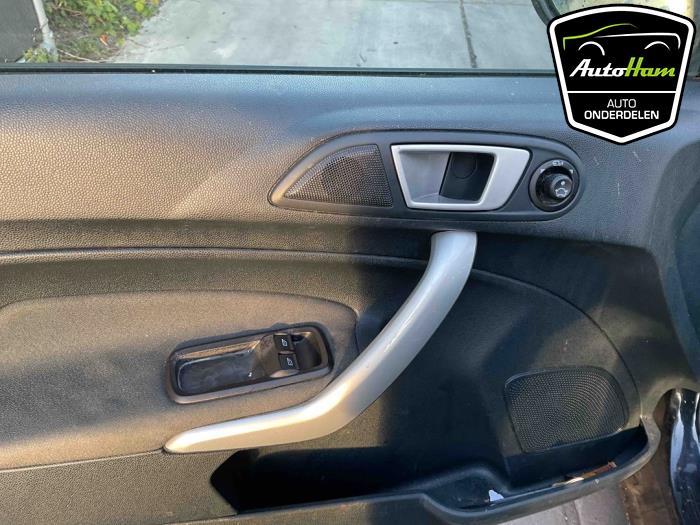 Ford Fiesta 6 1.6 TDCi 16V ECOnetic Sloopvoertuig (2012, Zwart)