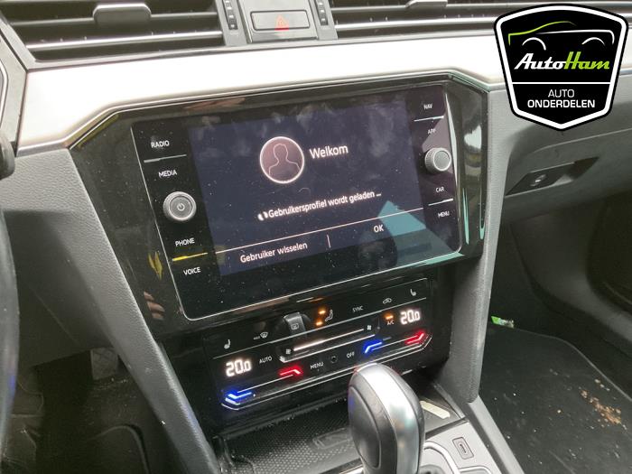 Volkswagen Passat Variant 2.0 TDI 16V 150 Sloopvoertuig (2021, Geel)