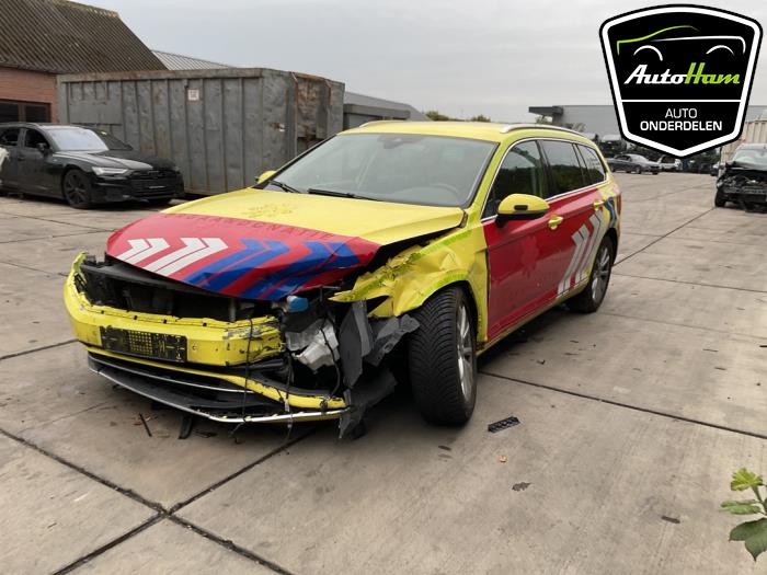 Volkswagen Passat Variant 2.0 TDI 16V 150 Sloopvoertuig (2021, Geel)