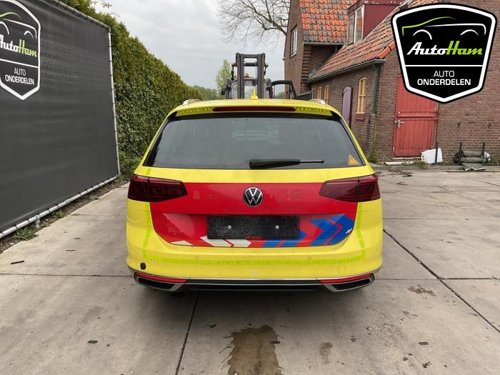 Volkswagen Passat Variant 2.0 TDI 16V 150 Sloopvoertuig (2021, Geel)