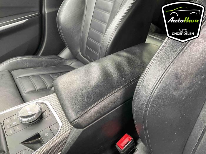 BMW 3 serie 318d 2.0 TwinPower Turbo 16V Sloopvoertuig (2019, Zwart)