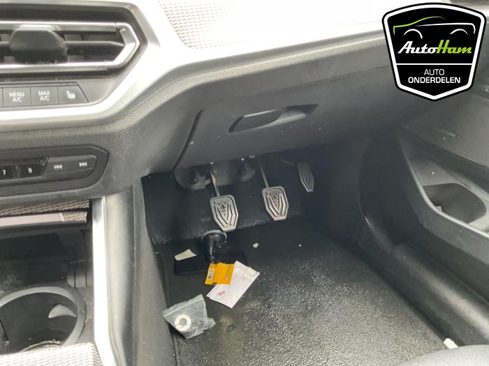 BMW 3 serie 318d 2.0 TwinPower Turbo 16V Sloopvoertuig (2019, Zwart)