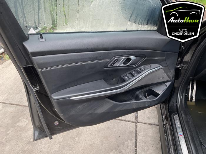 BMW 3 serie 318d 2.0 TwinPower Turbo 16V Sloopvoertuig (2019, Zwart)