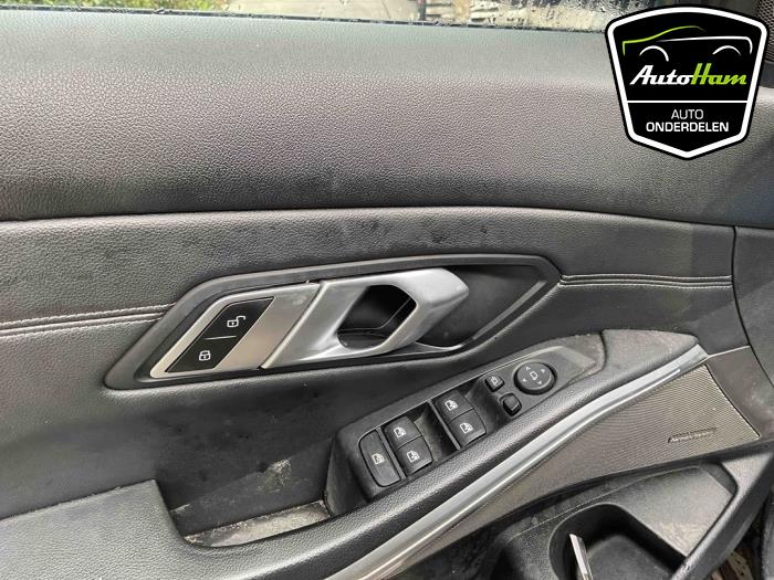 BMW 3 serie 318d 2.0 TwinPower Turbo 16V Sloopvoertuig (2019, Zwart)