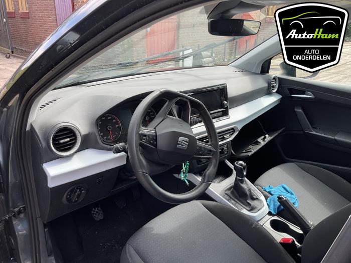 Seat Arona 1.0 TSI 12V Sloopvoertuig (2022, Grijs)