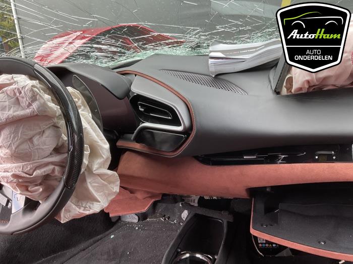 Ferrari 296 GTS 3.0 PHEV Sloopvoertuig (2025, Rood)