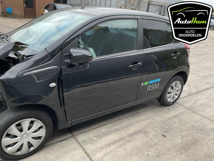 Peugeot 108 1.0 12V VVT-i Sloopvoertuig (2020, Zwart)