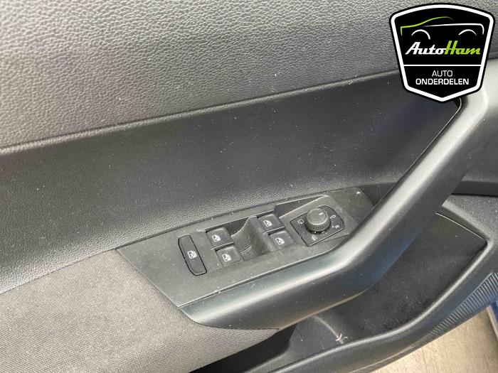 Volkswagen Polo VI 1.0 TSI 12V Sloopvoertuig (2022, Blauw)