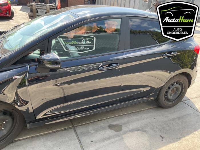 Ford Fiesta 7 1.0 EcoBoost 12V 100 Sloopvoertuig (2023, Zwart)