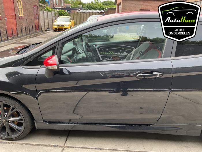 Ford Fiesta 6 1.0 EcoBoost 12V Sport Sloopvoertuig (2015, Zwart, Rood)