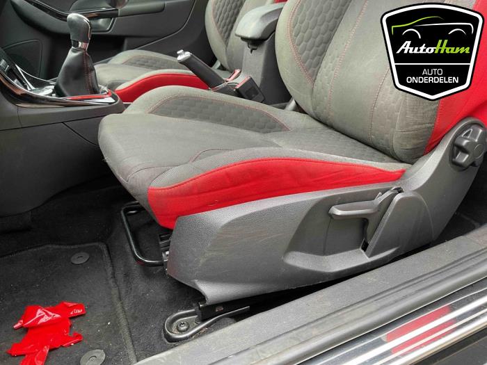 Ford Fiesta 6 1.0 EcoBoost 12V Sport Sloopvoertuig (2015, Zwart, Rood)