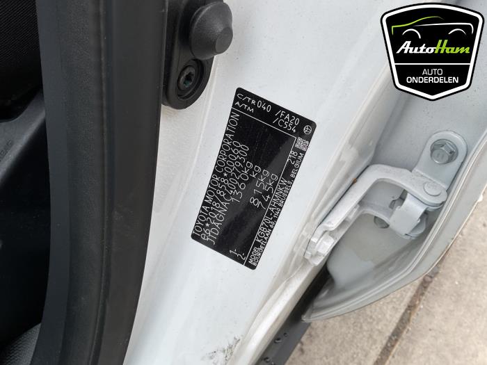 Toyota Aygo X 1.0 12V VVT-i Sloopvoertuig (2025, Wit)