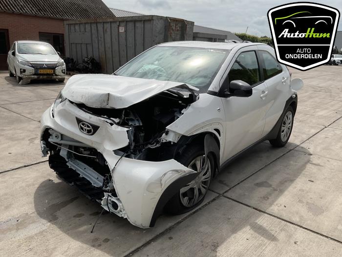 Toyota Aygo X 1.0 12V VVT-i Sloopvoertuig (2025, Wit)