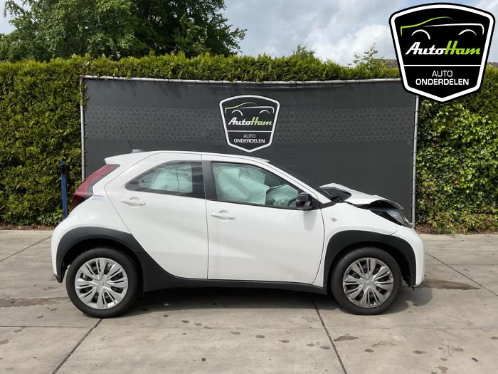 Toyota Aygo X 1.0 12V VVT-i Sloopvoertuig (2025, Wit)