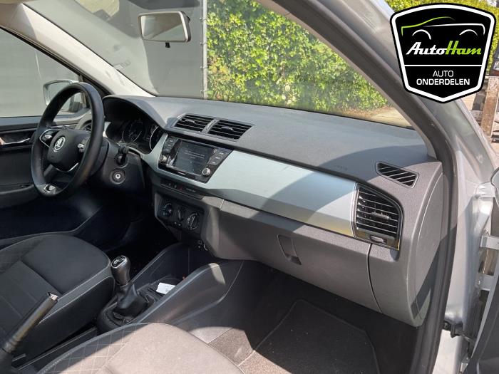 Skoda Fabia III Combi 1.0 TSI 12V Sloopvoertuig (2021, Grijs)