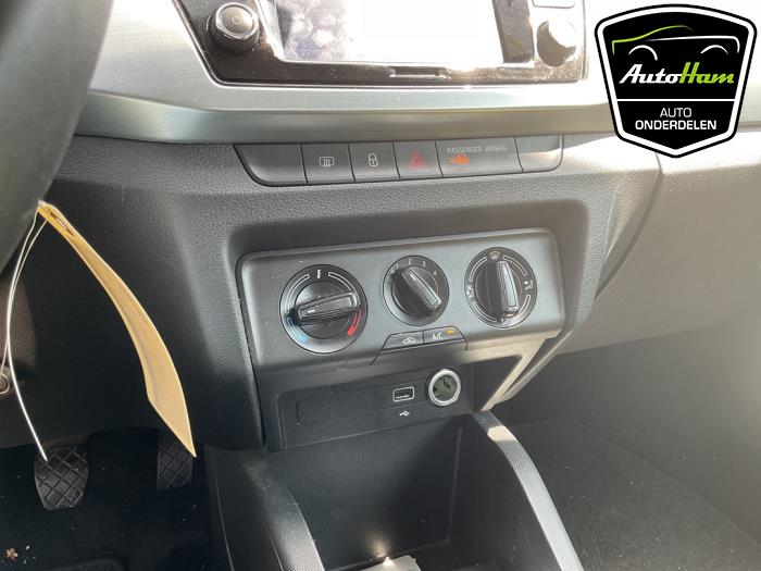 Skoda Fabia III Combi 1.0 TSI 12V Sloopvoertuig (2021, Grijs)