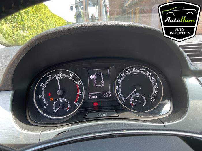 Skoda Fabia III Combi 1.0 TSI 12V Sloopvoertuig (2021, Grijs)