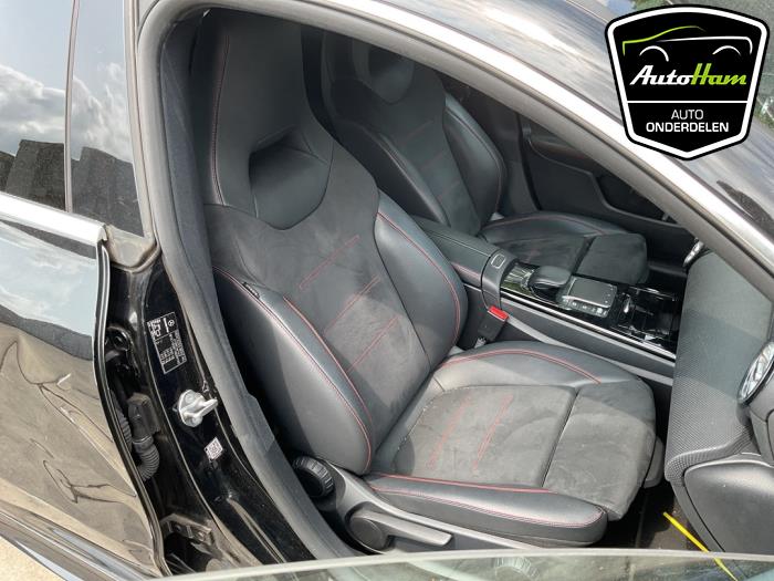 Mercedes CLA 1.3 CLA-200 Turbo 16V Sloopvoertuig (2020, Zwart)