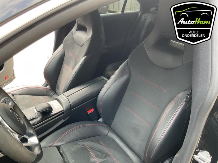 Mercedes CLA 1.3 CLA-200 Turbo 16V Sloopvoertuig (2020, Zwart)