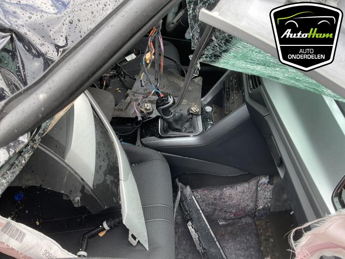 Volkswagen T-Roc I 1.5 TSI 16V Sloopvoertuig (2024, Zwart)