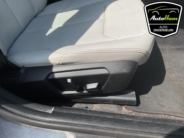 BMW 1 serie 120i 1.6 16V Sloopvoertuig (2011, Grijs)