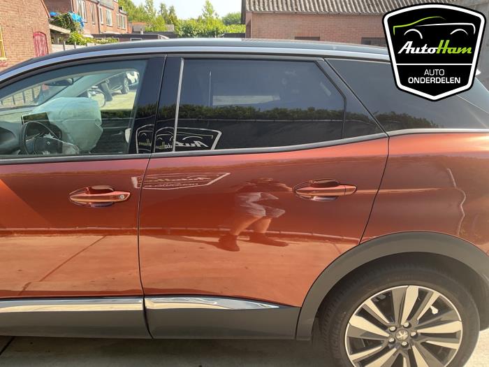 Peugeot 3008 II 1.2 12V e-THP PureTech 130 Sloopvoertuig (2018, Bruin)