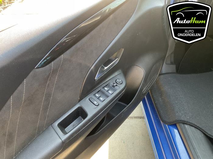 Opel Corsa F 1.2 Turbo 12V 130 Sloopvoertuig (2021, Blauw)