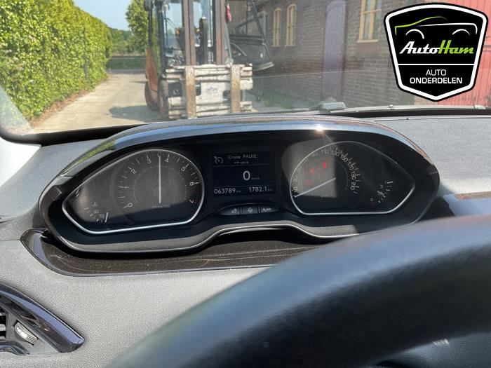 Peugeot 208 I 1.2 Vti 12V PureTech 82 Sloopvoertuig (2013, Grijs)