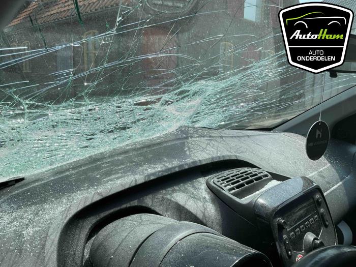 Citroen C1 1.0 12V VVT-i Sloopvoertuig (2020, Zwart)