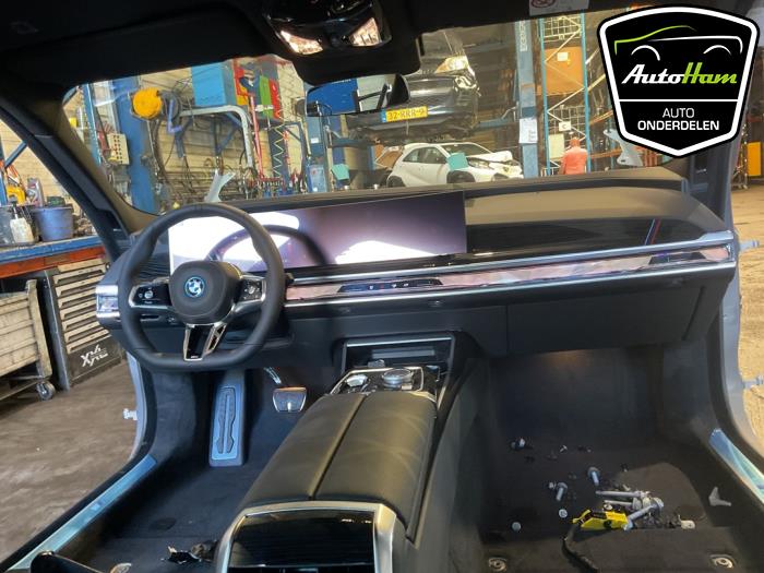 BMW i7 eDrive50 106 kWh Sloopvoertuig (2024, Grijs)