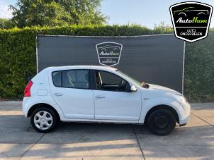 Dacia Sandero I 1.2 16V  (Sloop)
