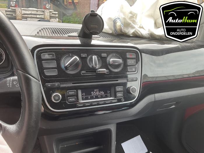 Volkswagen Up! 1.0 12V 75 Sloopvoertuig (2013, Rood)