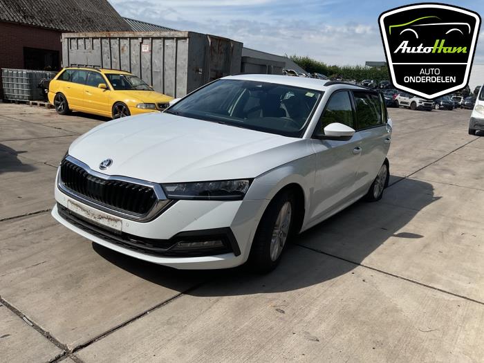 Skoda Octavia Combi 1.5 TSI e-TEC 16V Sloopvoertuig (2024, Wit)