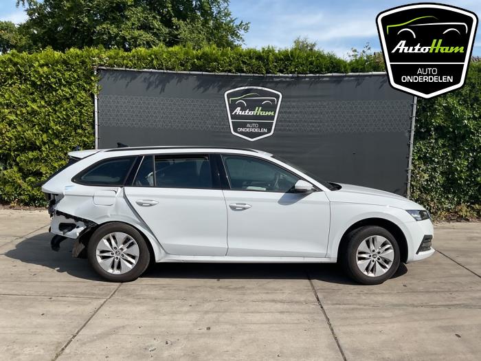 Skoda Octavia Combi 1.5 TSI e-TEC 16V Sloopvoertuig (2024, Wit)