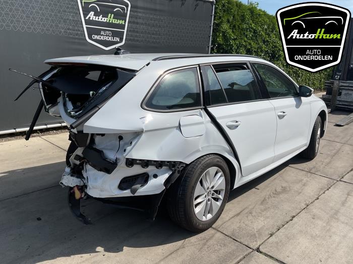 Skoda Octavia Combi 1.5 TSI e-TEC 16V Sloopvoertuig (2024, Wit)