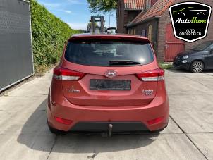 Hyundai iX20 1.4i 16V Sloopvoertuig (2011, Rood)