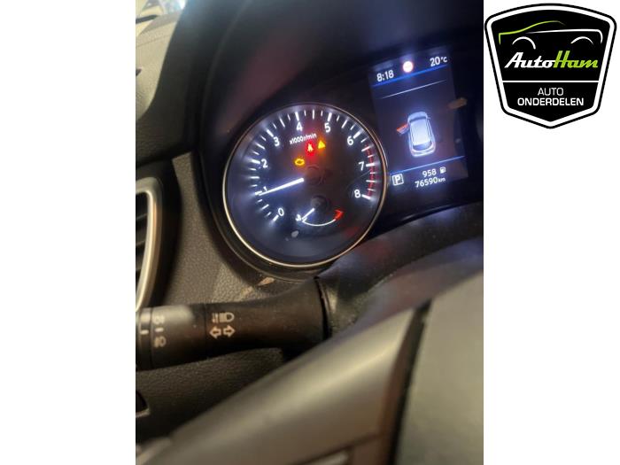 Nissan Qashqai 1.3 DIG-T 160 16V Sloopvoertuig (2019, Grijs)