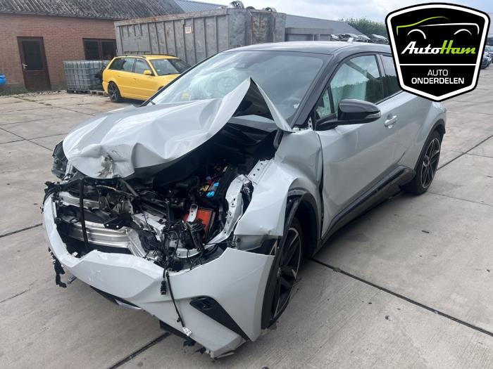 Toyota C-HR 2.0 16V Hybrid Sloopvoertuig (2023, Grijs)