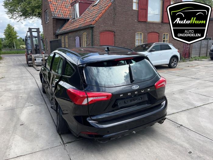 Ford Focus 4 Wagon 1.0 Ti-VCT EcoBoost 12V 125 Sloopvoertuig (2020, Zwart)