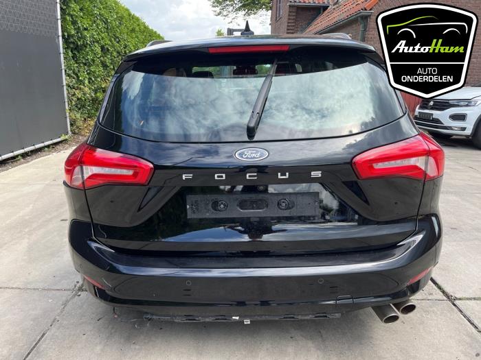 Ford Focus 4 Wagon 1.0 Ti-VCT EcoBoost 12V 125 Sloopvoertuig (2020, Zwart)