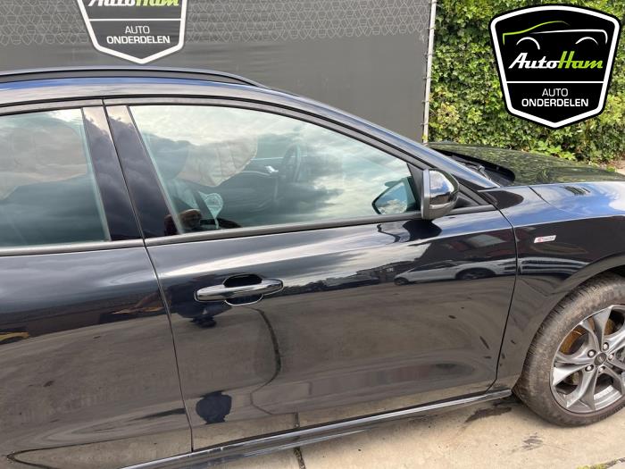 Ford Focus 4 Wagon 1.0 Ti-VCT EcoBoost 12V 125 Sloopvoertuig (2020, Zwart)