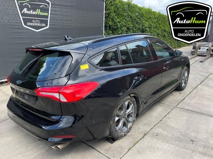 Ford Focus 4 Wagon 1.0 Ti-VCT EcoBoost 12V 125 Sloopvoertuig (2020, Zwart)