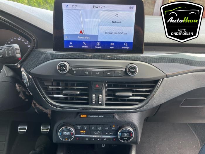 Ford Focus 4 Wagon 1.0 Ti-VCT EcoBoost 12V 125 Sloopvoertuig (2020, Zwart)